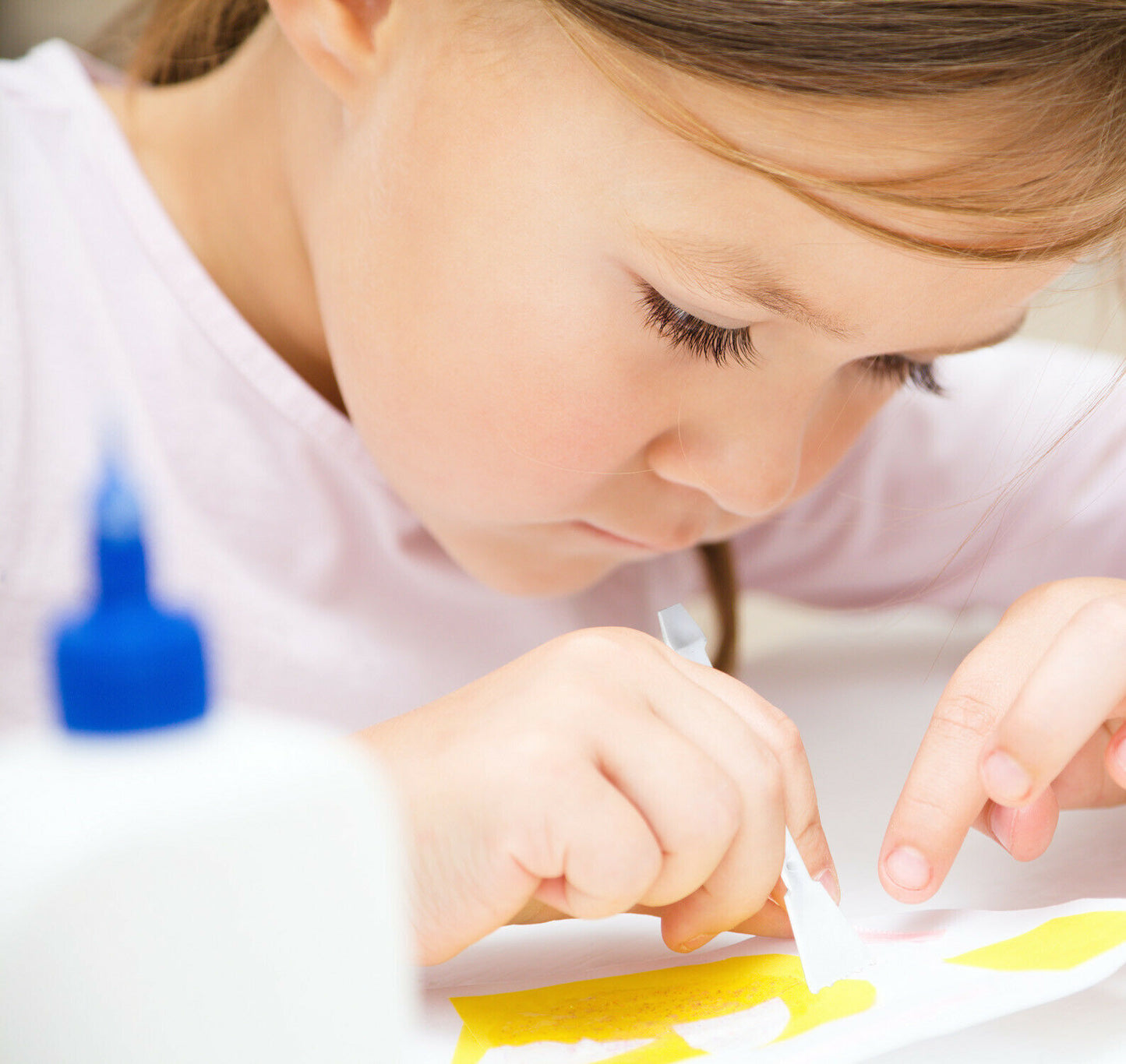 Glue Spreaders Plastic PVA Adhesive Sticks | White | 30 Pack